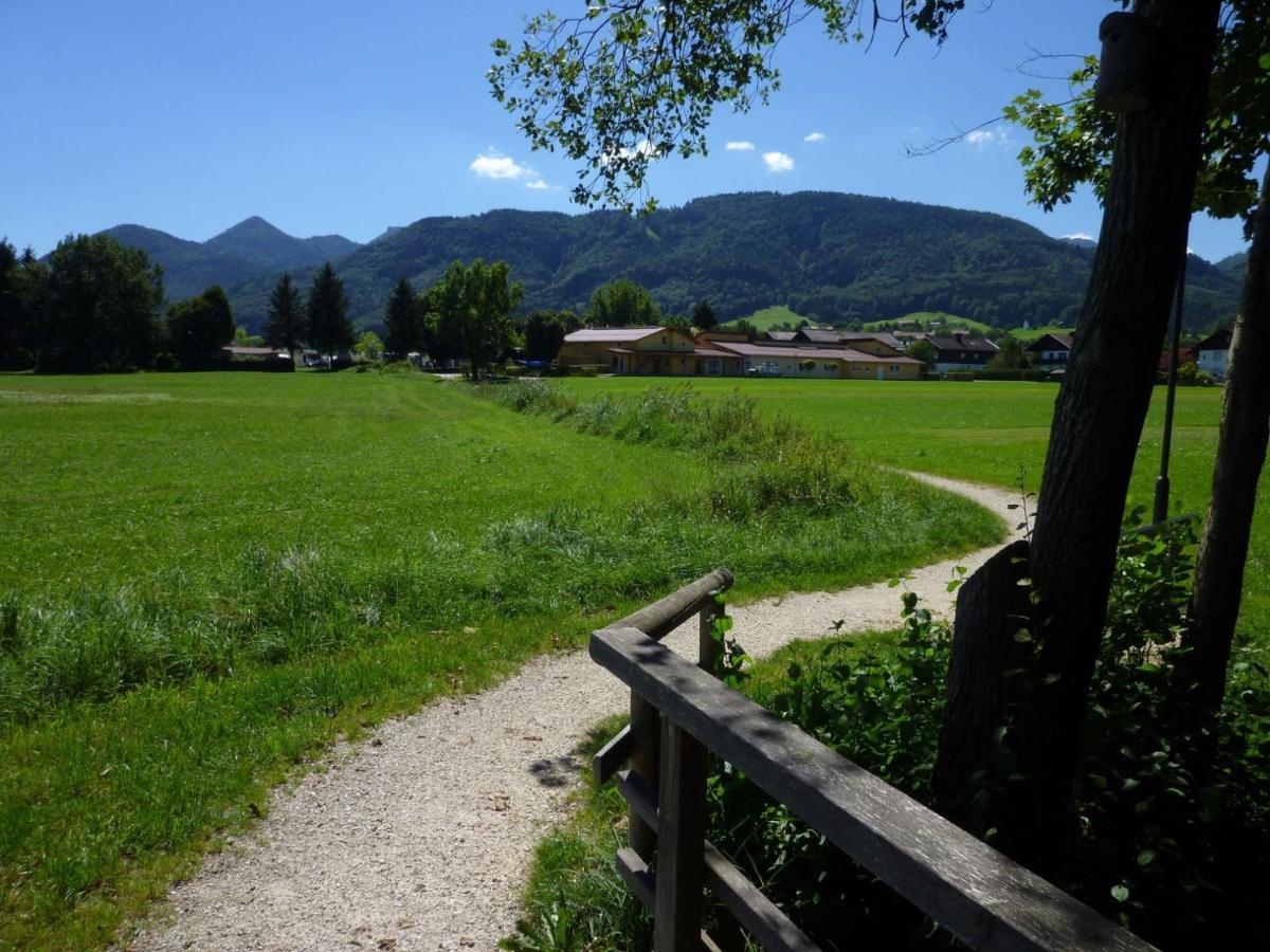 Direkt Zwischen Chiemsee U Alpen Dg 基姆湖畔贝尔瑙 外观 照片